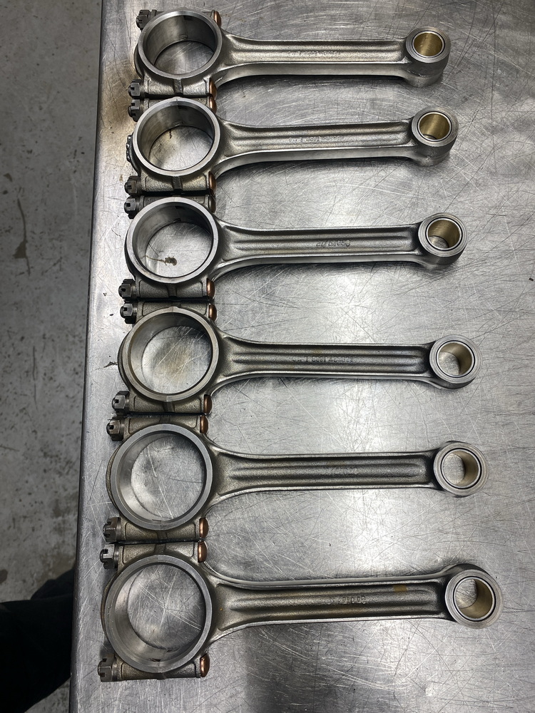Small End Re-bushing